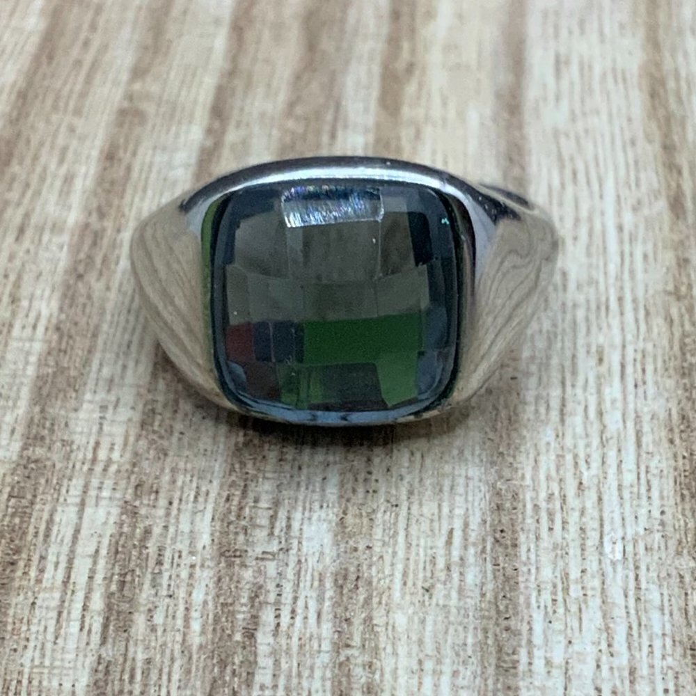 Lia Sophia Grey Faceted Glass Silver Tone Ring - 9